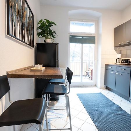 Zwickau Mittendrin, Tolles Balkon-Apartment Kültér fotó