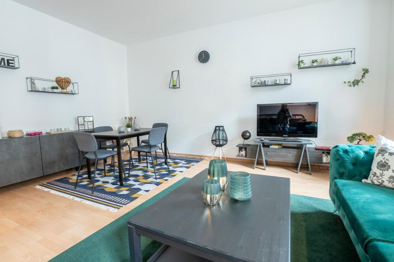 Zwickau Mittendrin, Tolles Balkon-Apartment Kültér fotó