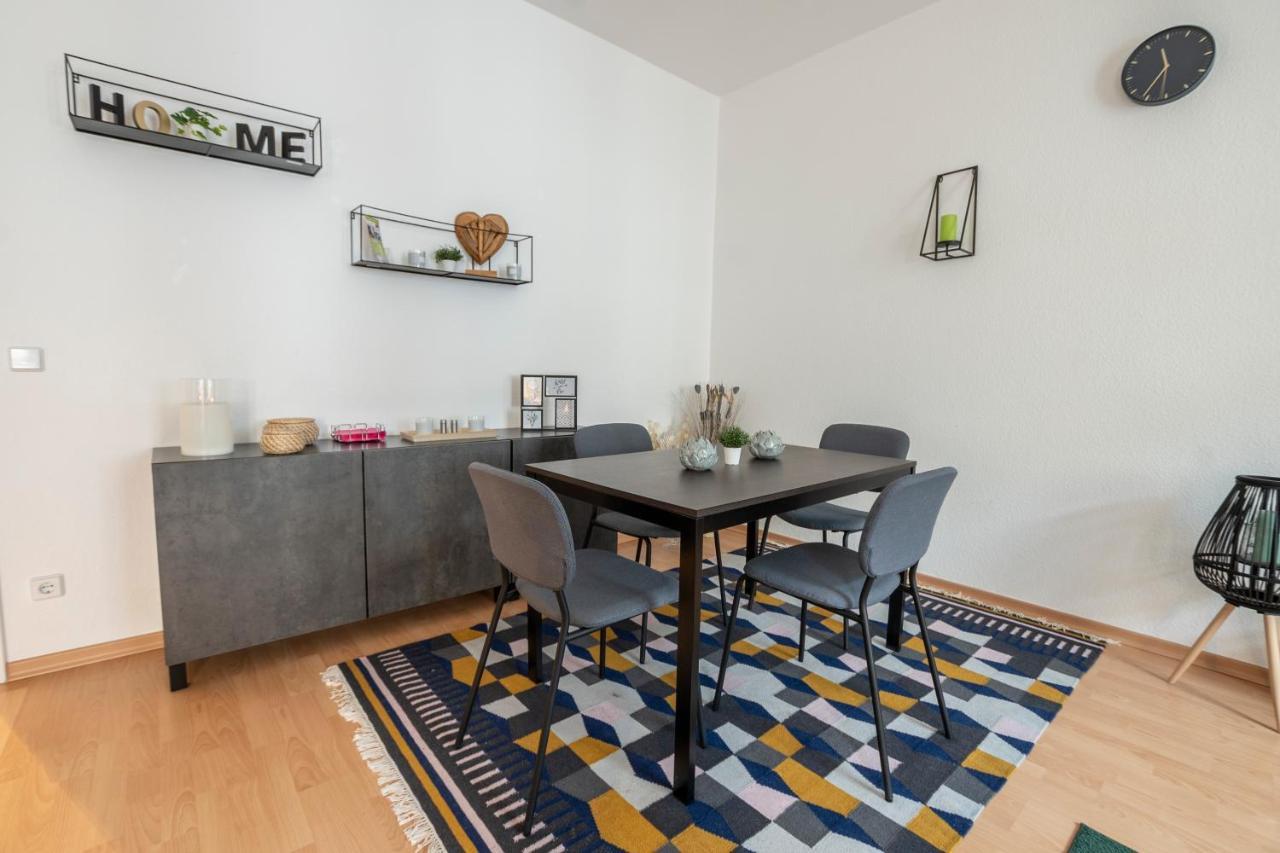 Zwickau Mittendrin, Tolles Balkon-Apartment Kültér fotó